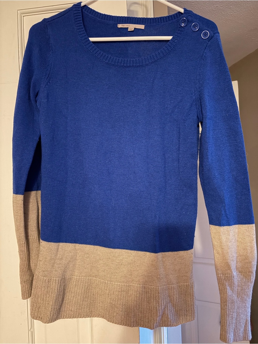 GAP Blue and Tan Colorblock Crewneck Sweater with Shoulder Buttons